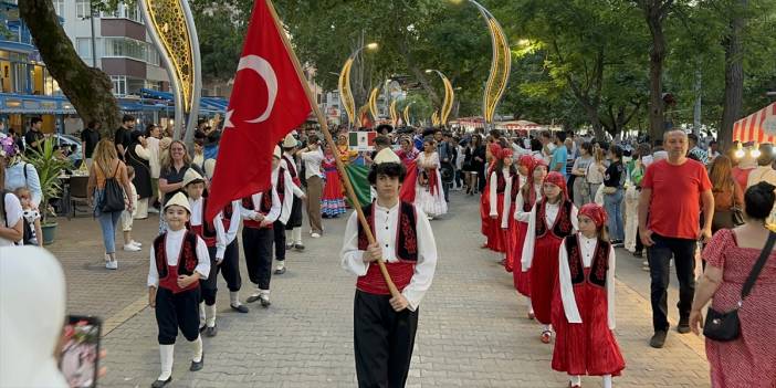 Yalova'da "36. Uluslararası Halk Dansları Festivali" başladı