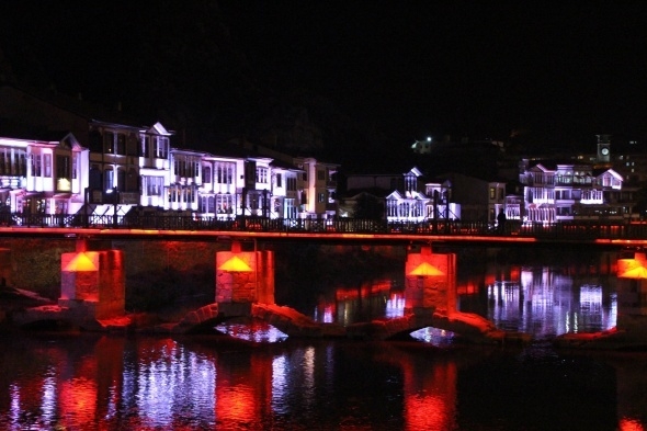 Amasya kırmızı-beyaz 2