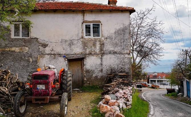 Köyde Evi Olanlara Piyango Vurdu 7