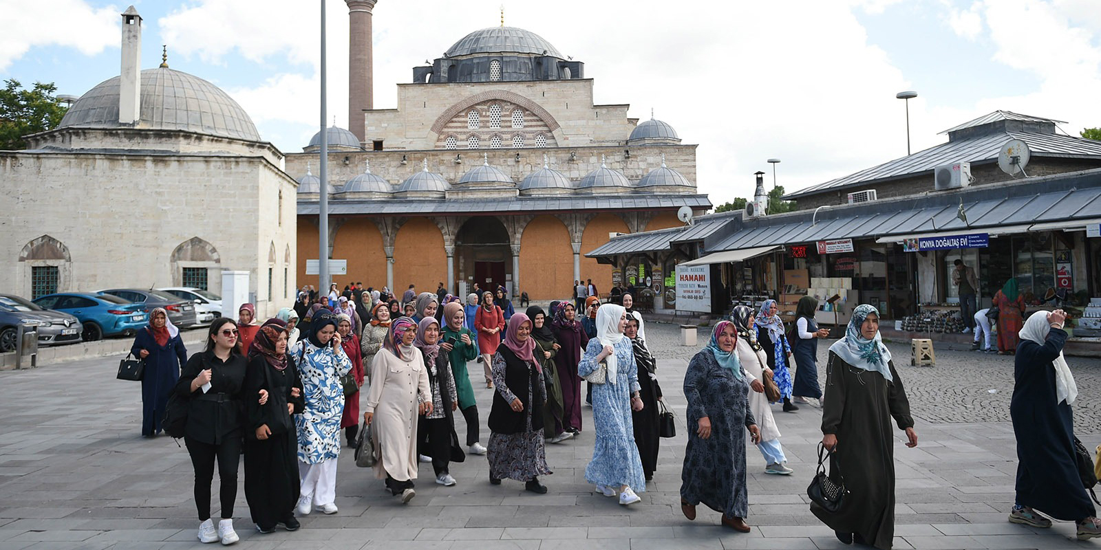 Altındağlı kadınlar Konya'da