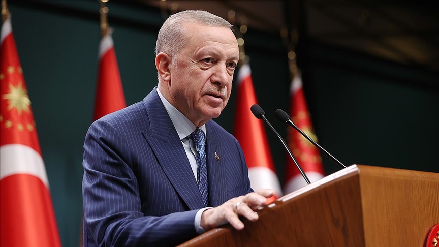 Cumhurbaşkanı Erdoğan'dan İsveç'e tepki:   Kur'an-ı Kerim'i yakma diye bir özgürlük  olamaz