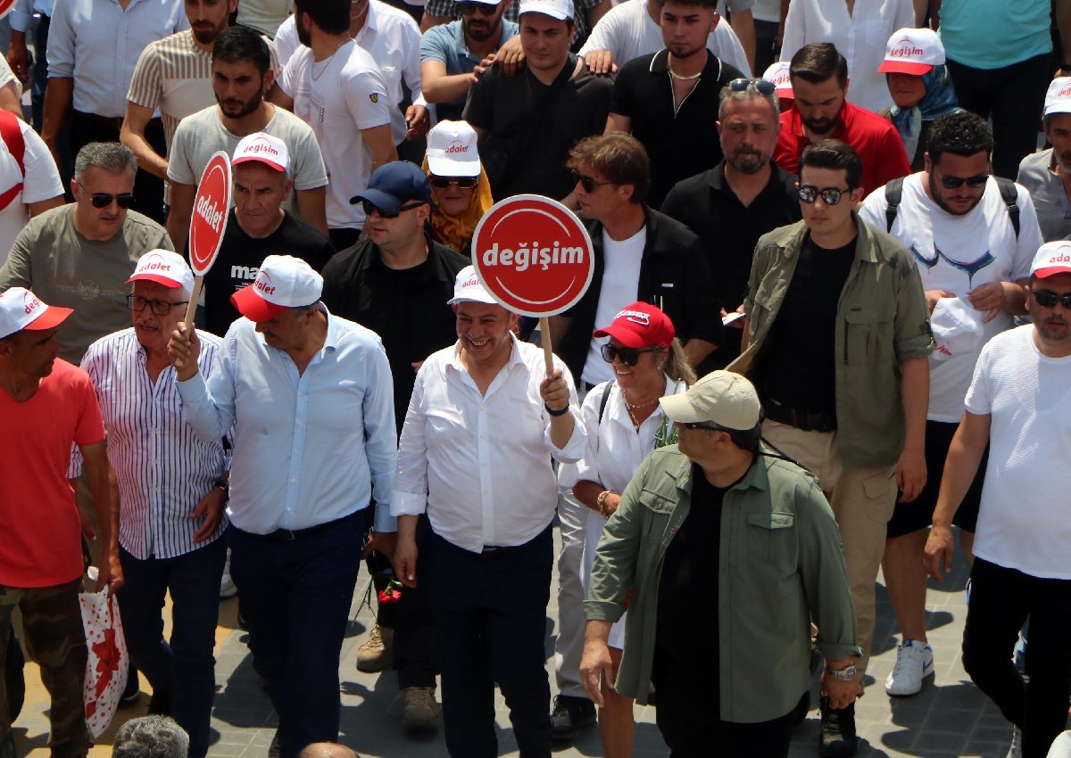 Bolu Belediye Başkanı  Özcan  Kılıçdaroğlu'nu hedef aldı: Olmadı kardeşim, halk seni tutmadı, sevmedi...