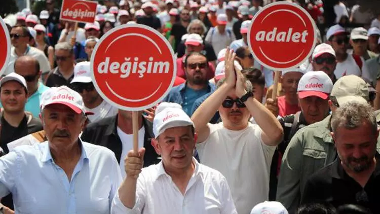 Tanju Özcan'dan Kılıçdaroğlu'na "tek adam" eleştirisi: CHP bal gibi tek adam partisi!