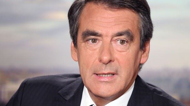 Fransa'nın cumhurbaşkanı adayı François Fillon oldu