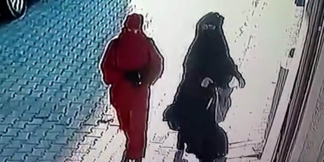 İlginç hırsızlık olayı: Kapıcı, sucu diye kapıları çalıp hırsızlık yapan kadınlar yakalandı