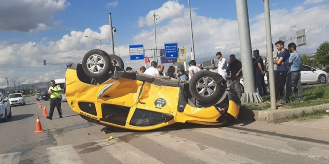 Çorum'da feci kaza! Taksi takla attı