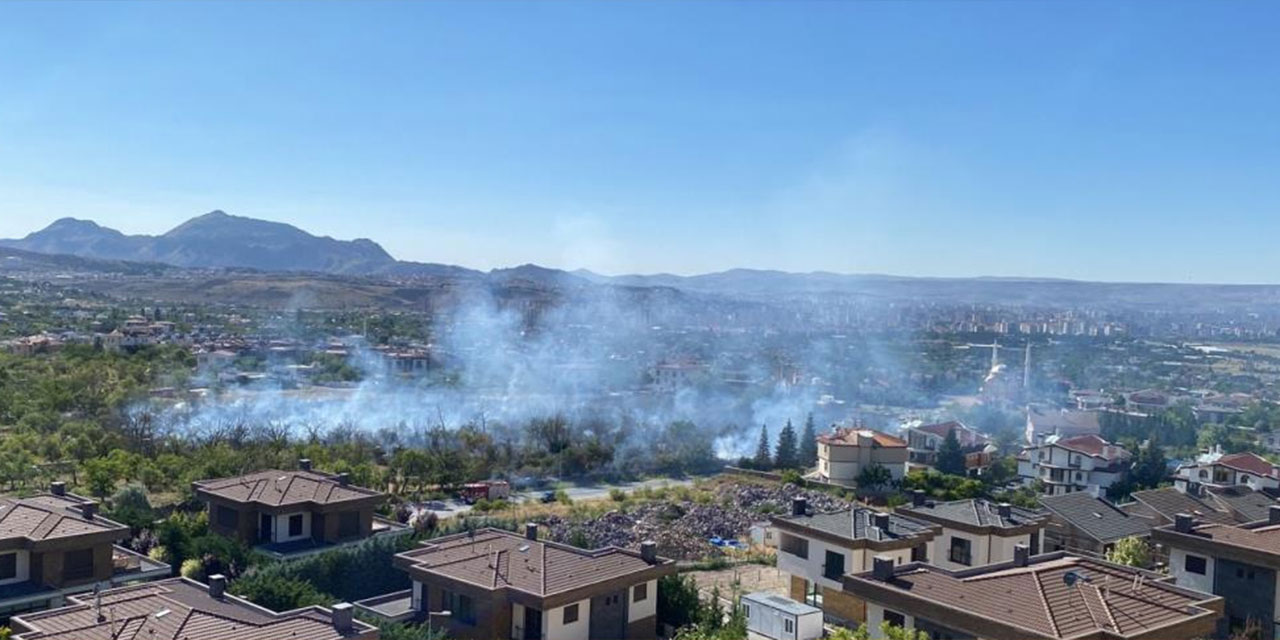 Kayseri'de yangın çıktı: 40 dönüm alan yok oldu!