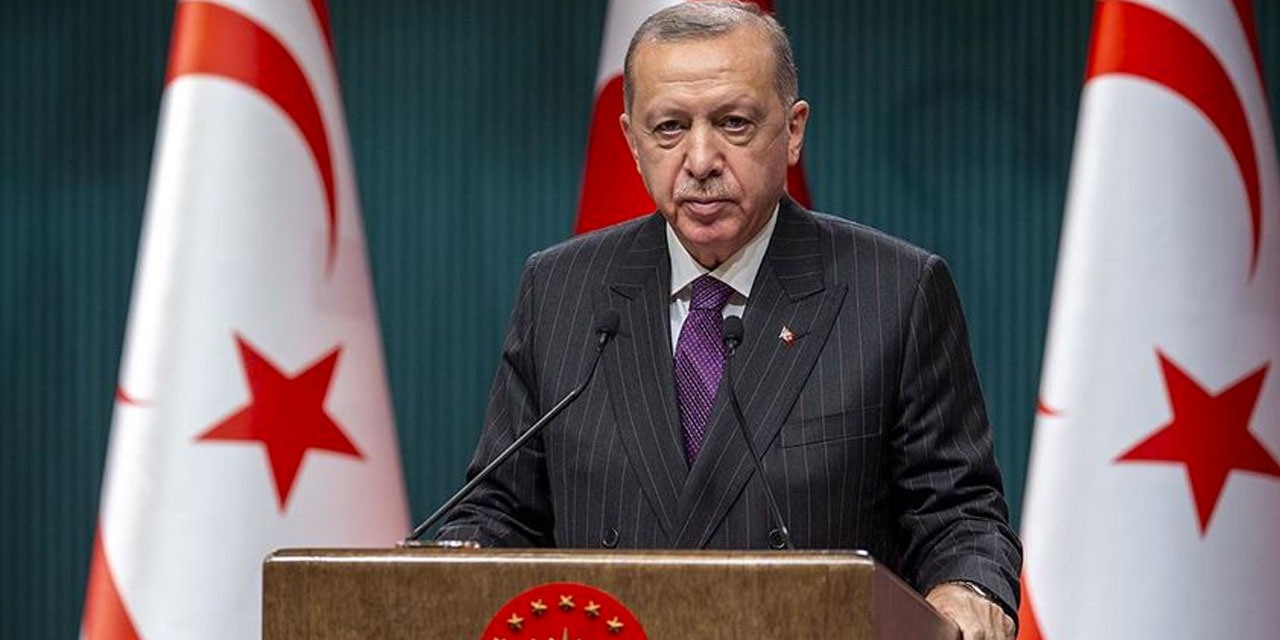Cumhurbaşkanı Erdoğan, KKTC'de resmi törenle karşılandı