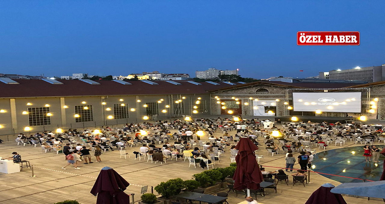 Ankara’da nostaljik akşamlar CerModern’de yaşanıyor