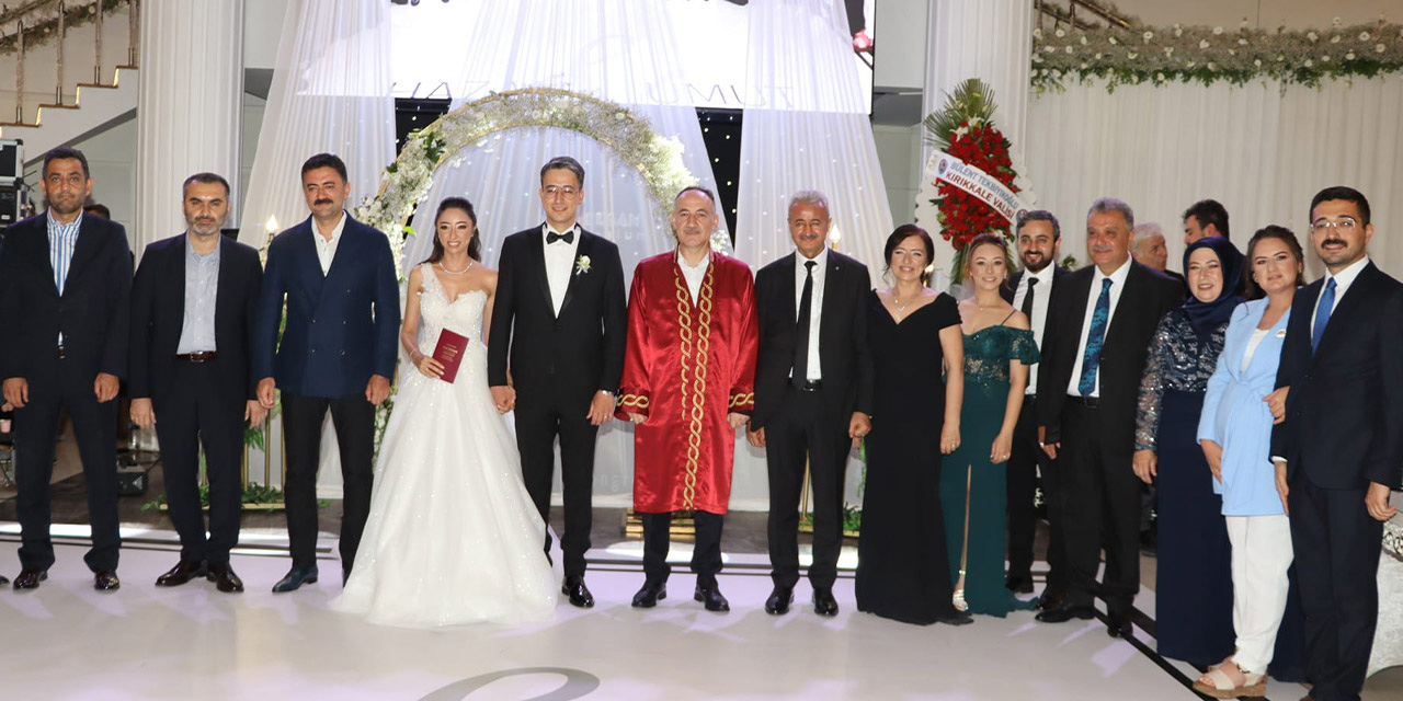 Kırıkkale Belediye Başkanı nikah şahidi oldu
