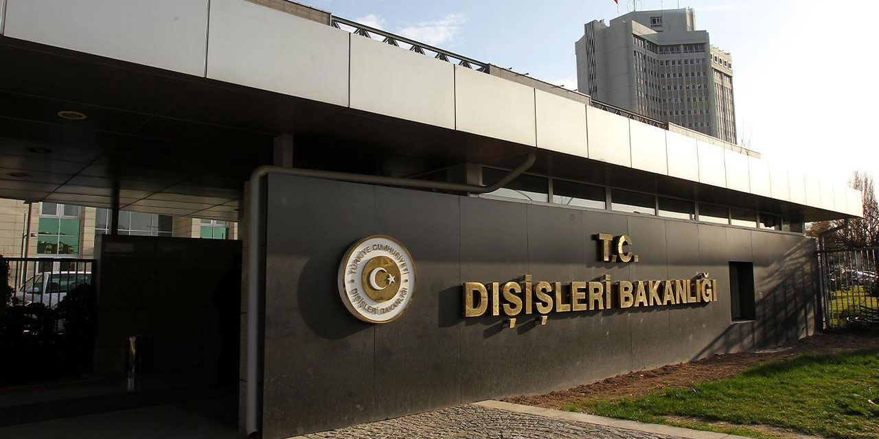 Dışişleri Bakanlığından, Danimarka'da Kur'an-ı Kerim'e yapılan çirkin saldırıya kınama