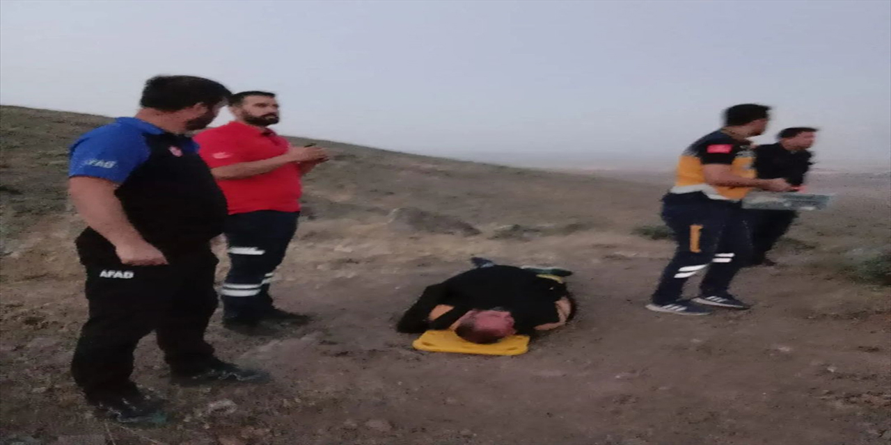 Konya'da dağlık bölgede yaralanan kişi askeri helikopterle kurtarıldı
