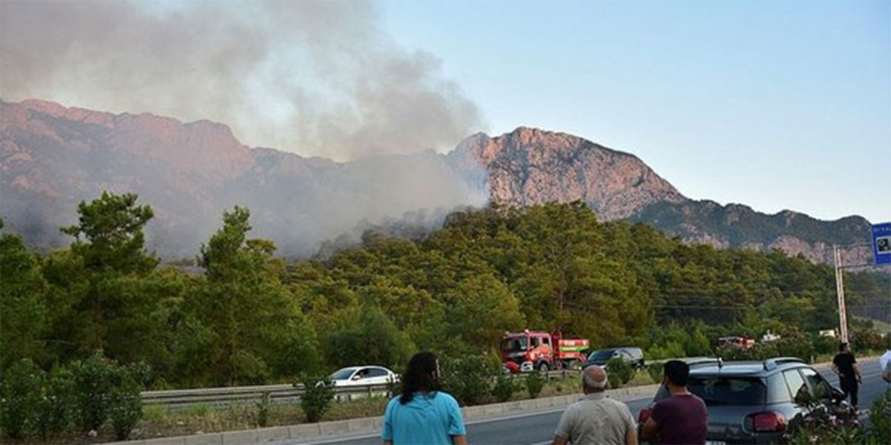 Antalya'daki orman yangını söndü mü? Antalya'nın hangi ilçesinde orman yangını var?