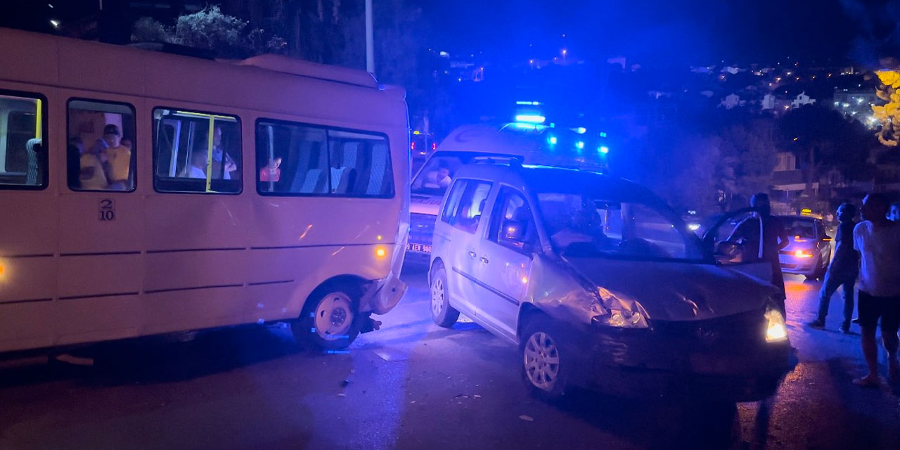 Aydın Kuşadası'nda kaza yapan genç babasından ağlayarak özür diledi