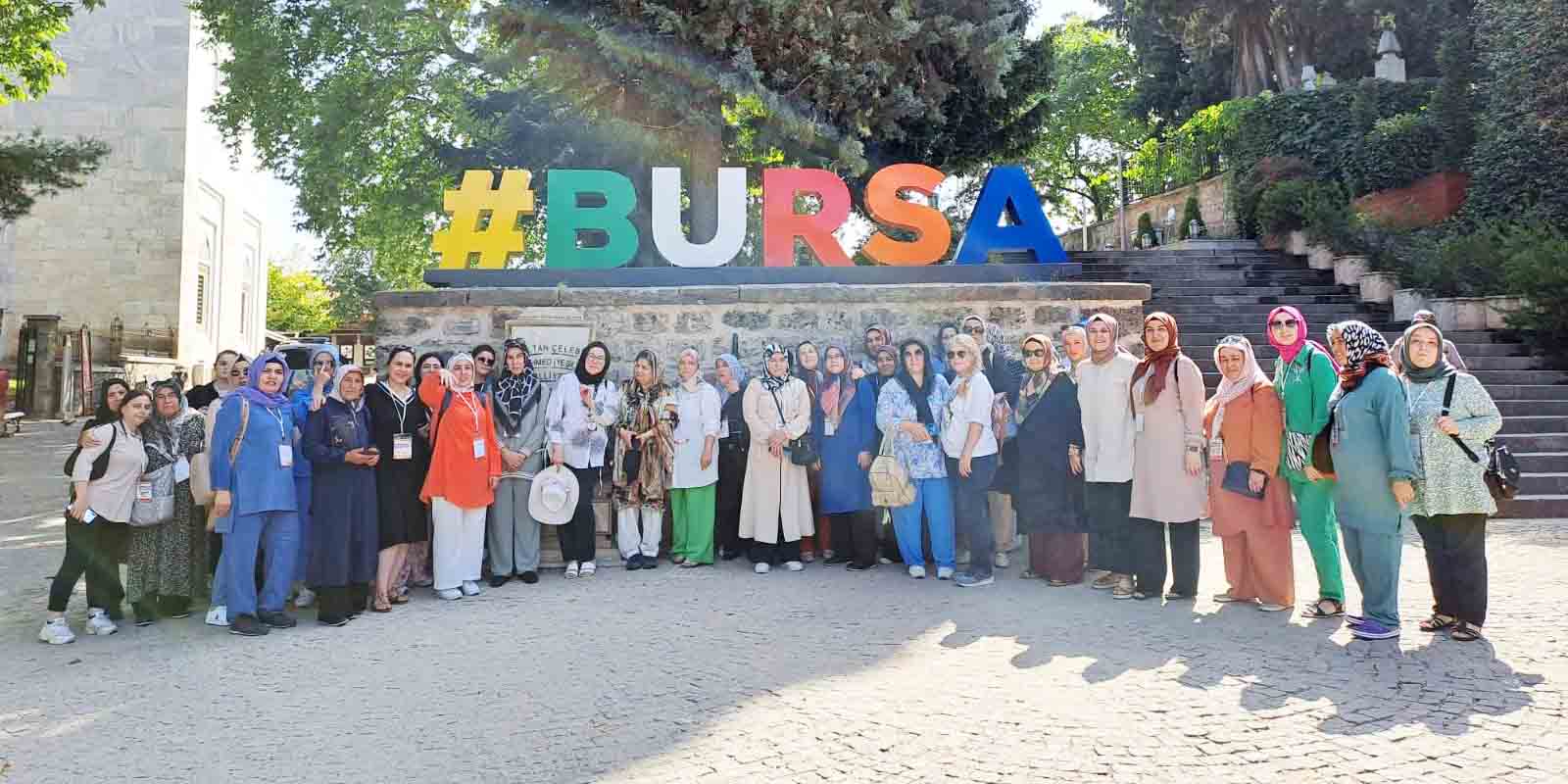 Ev hanımları Pursaklar Belediyesi ile geziyor