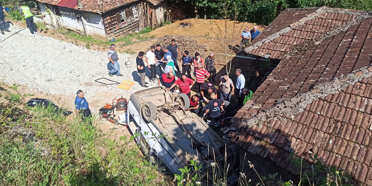 Ordu’da otomobil şarampole devrildi: 3 ölü, 2 yaralı