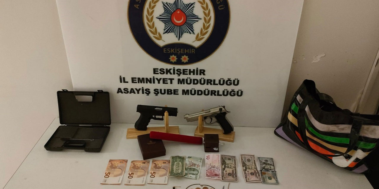 Eskişehir’de 1,5 milyon liralık hırsızlık yapan 2 kişi yakalandı