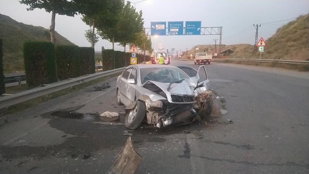 Ankara- Çorum karayolunda trafik kazası: 3 yaralı