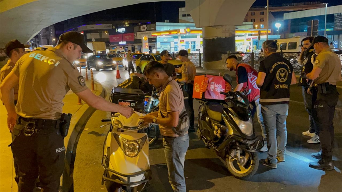 Motosiklet sürücüleri kontrolden geçti