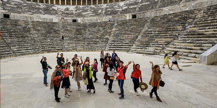 Çin'den Türkiye'yi de kapsayan önemli turist kararı!