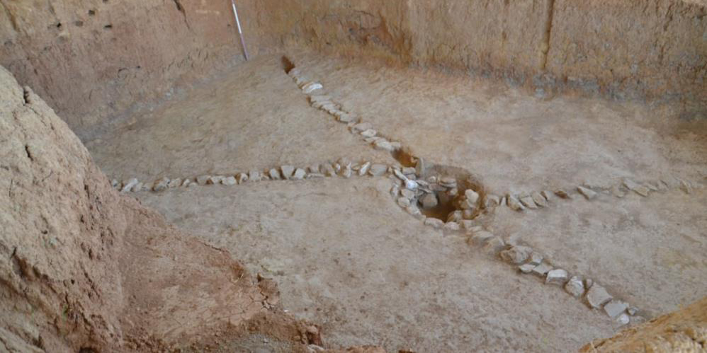 Çorum'da 3 bin 500 yıllık hububat silosu keşfedildi