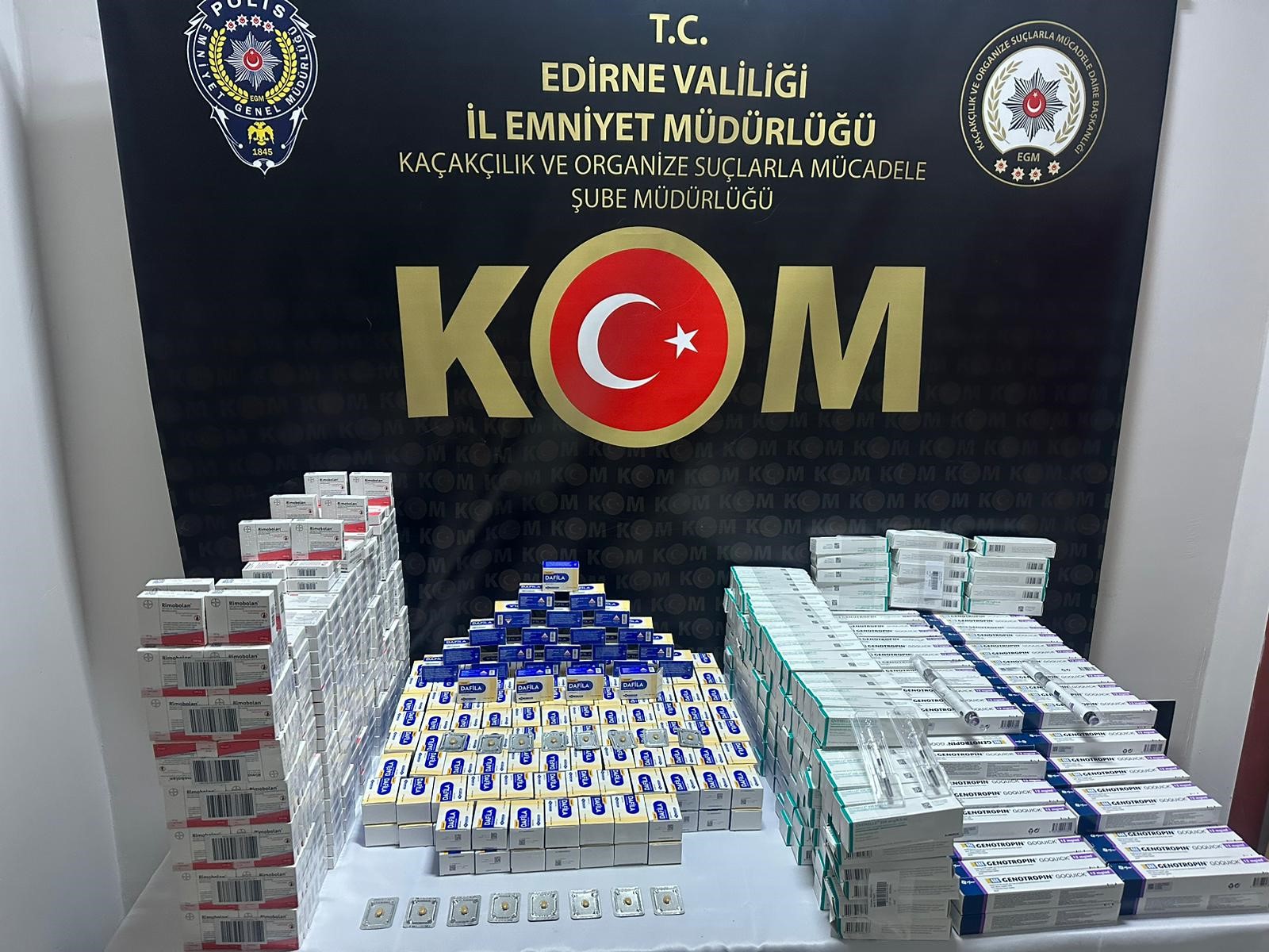 Gümrükte "kaçak ilaca" vize yok