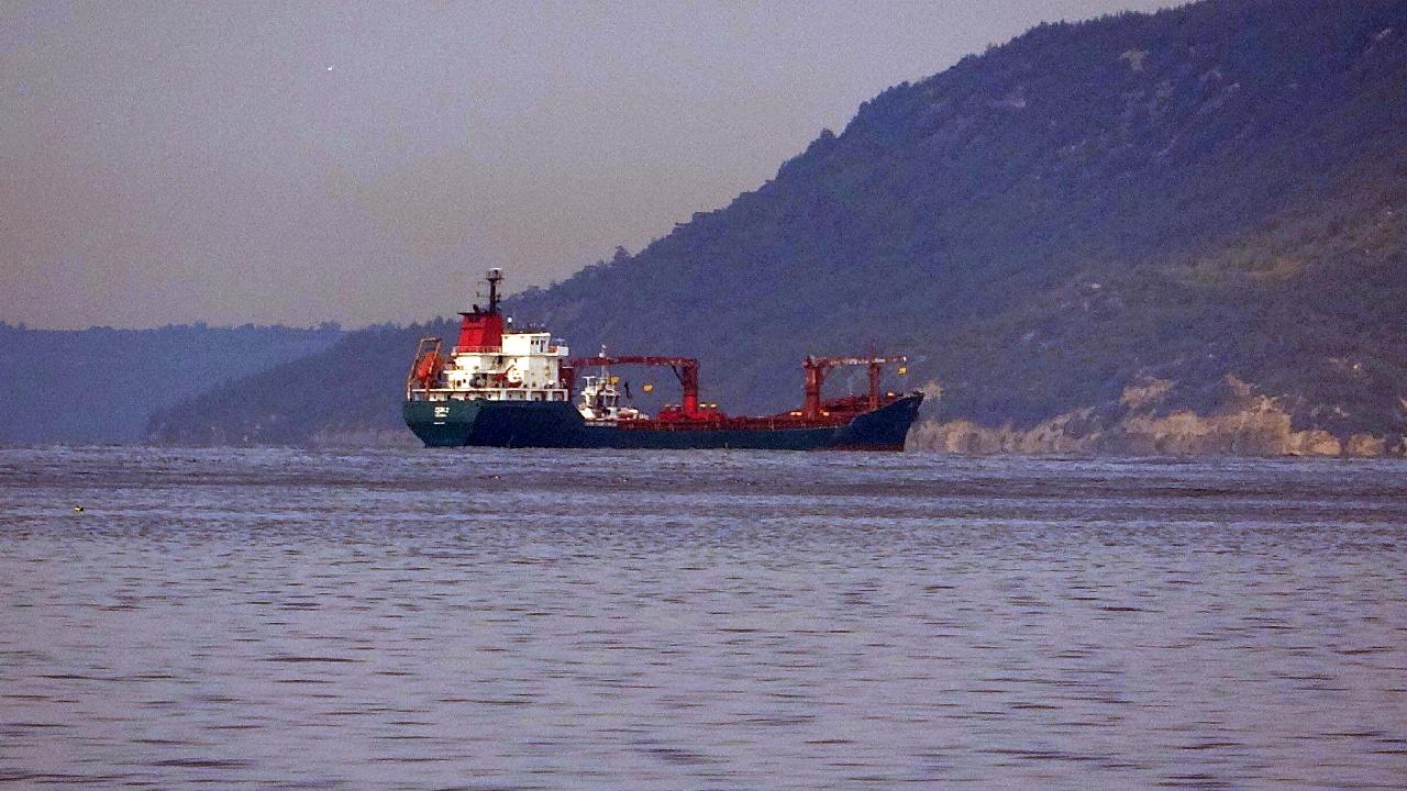 Çanakkale Boğazı yeniden gemi trafiğine kapatıldı