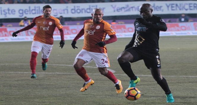 Osmanlıspor Galatasaray'ı konuk etti