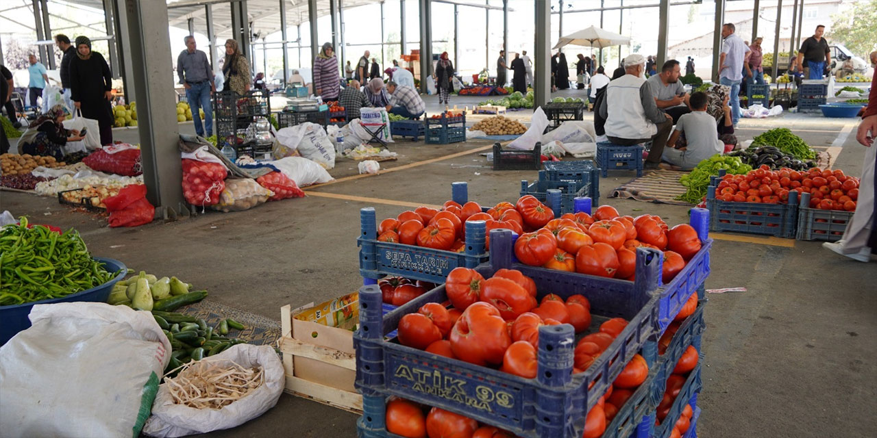 Keçiören'de köylü pazarı kuruldu