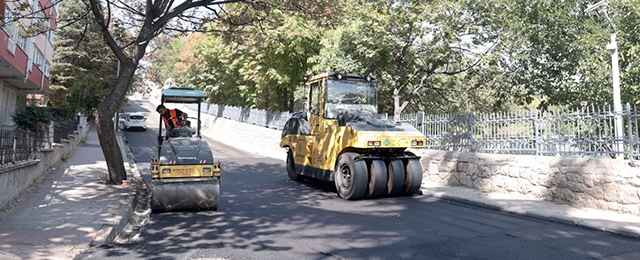 Çankaya’da tam gaz asfalt mesaisi