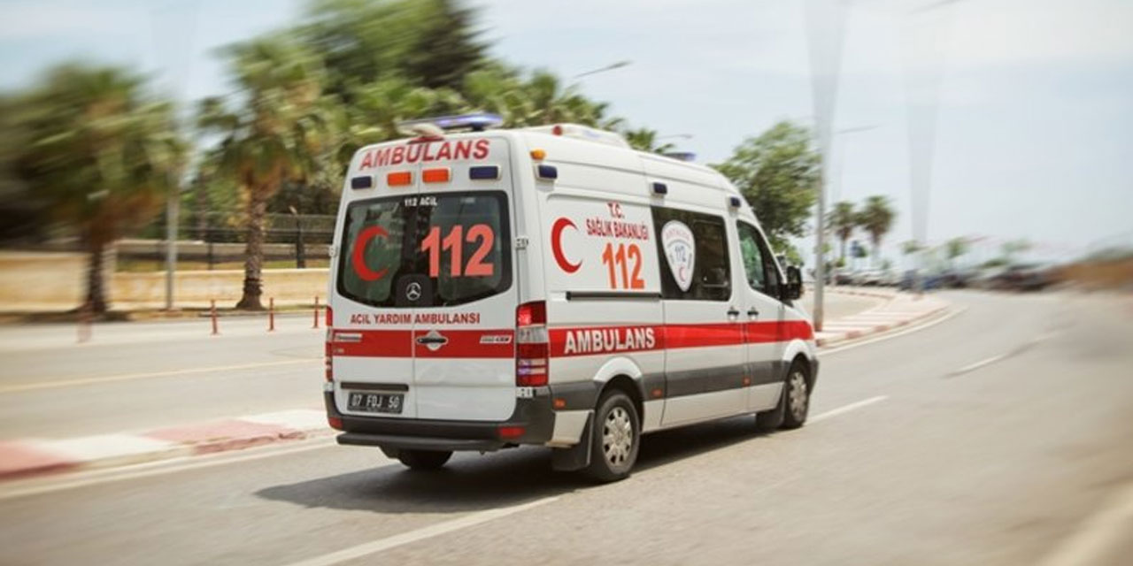 15 yaşındaki kız, seyir halindeki ambulanstan atlayarak hayatını kaybetti