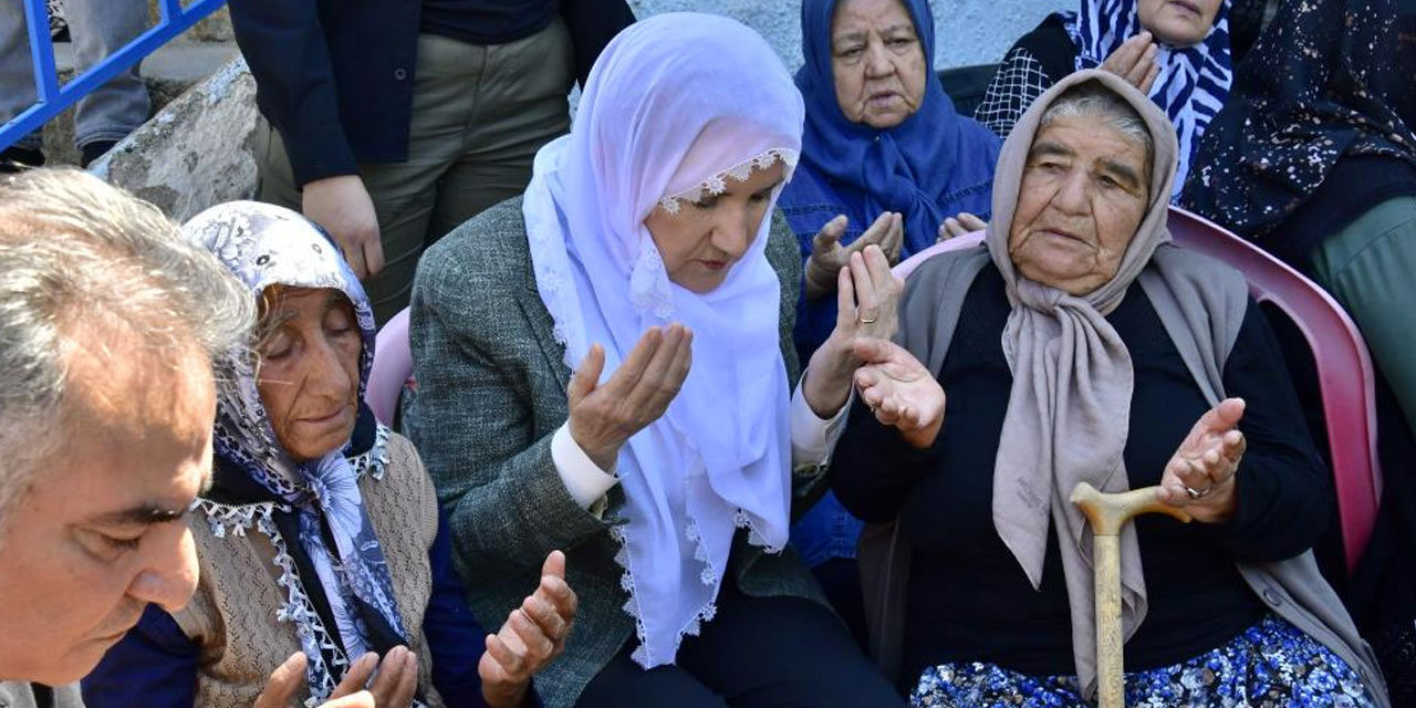 Akşener, cenaze törenine katıldı