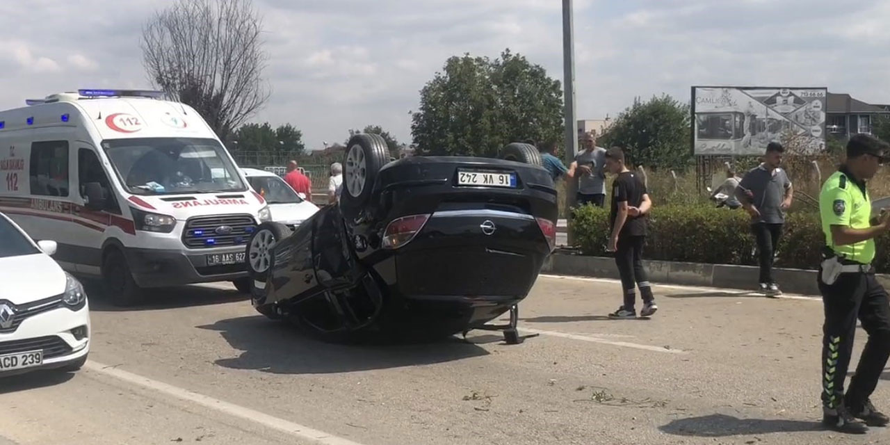 Bursa’da bir otomobil kontrolden çıkarak takla attı