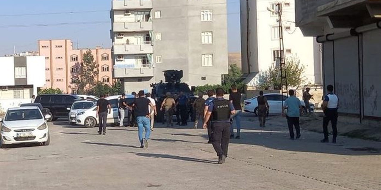 Şanlıurfa'da polise ateş açan 2 torbacı gözaltına alındı