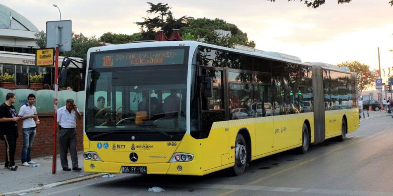 İstanbul'da bir otobüs yandı!