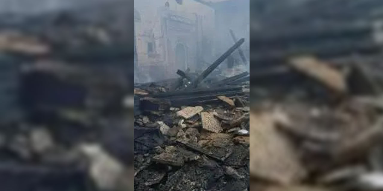 Mısır'da Hilal Bey Camii'nde yangın çıktı!