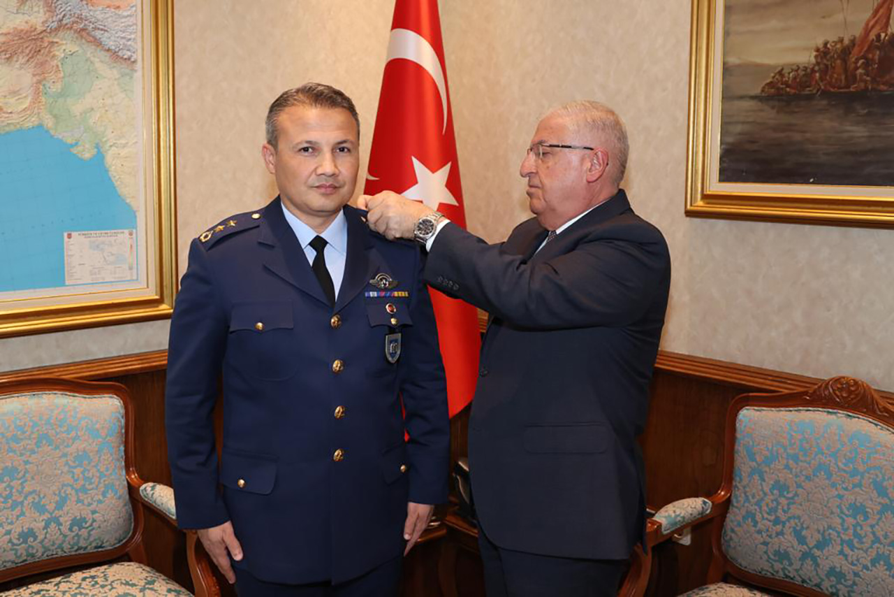 Bakan Güler, uzaya gidecek ilk Türk Hava Kuvvetleri pilotunu kabul etti