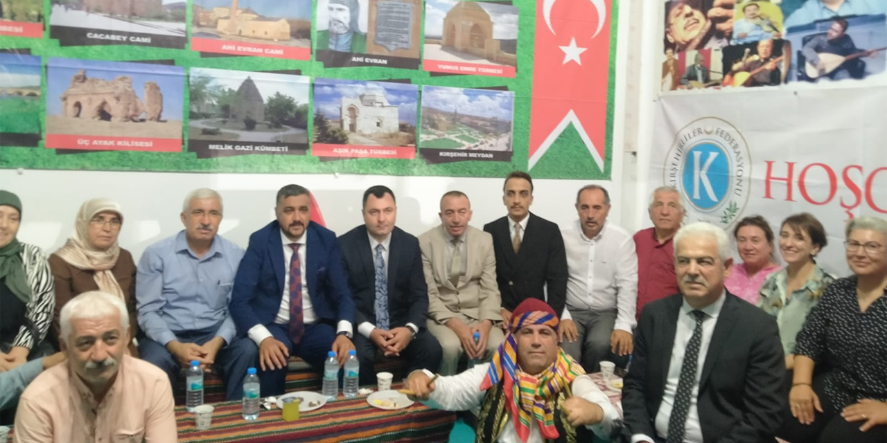 MHP Ankara İl Başkanı Alparslan Doğan Kırşehir ve Kırıkkale stantlarını ziyaret etti