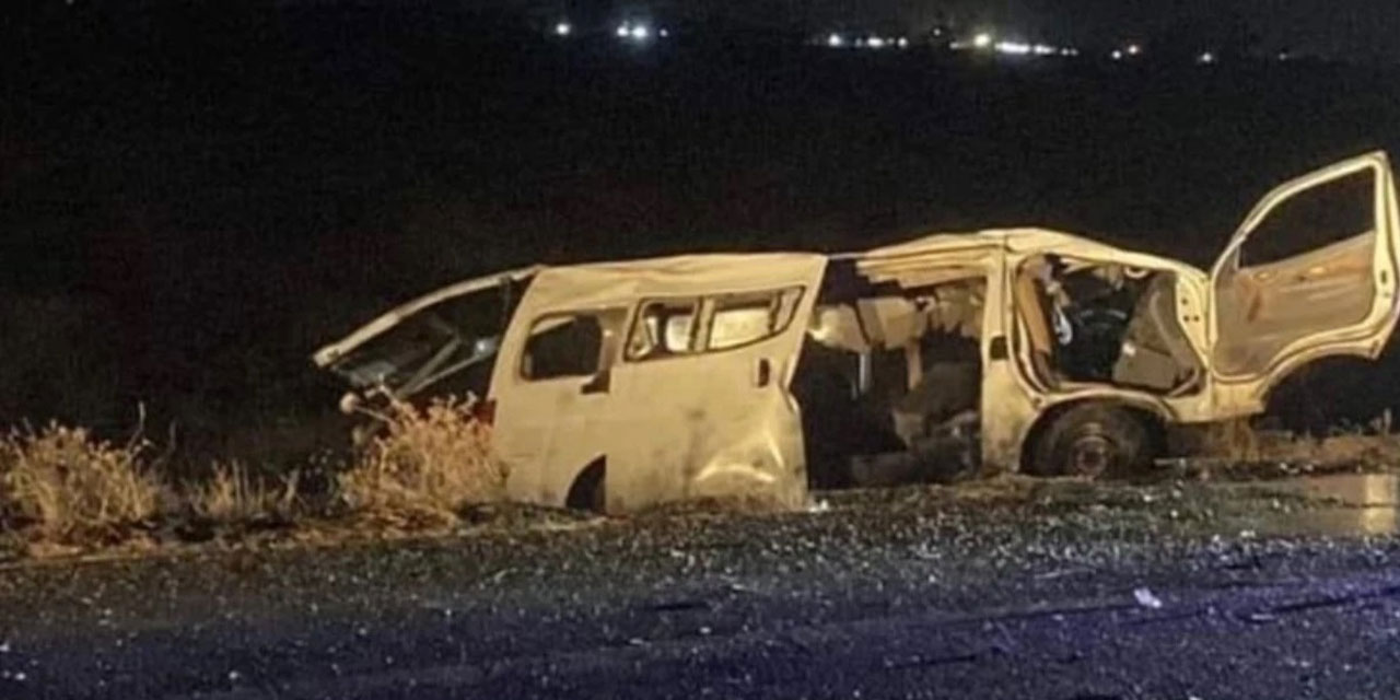 İranlı ziyaretçileri taşıyan minibüs bir araçla çarpıştı: 16 kişi hayatını kaybetti