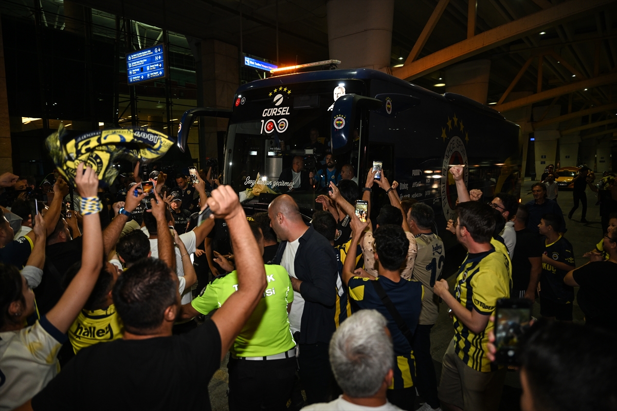 Fenerbahçe, Ankara'da coşkuyla karşılandı