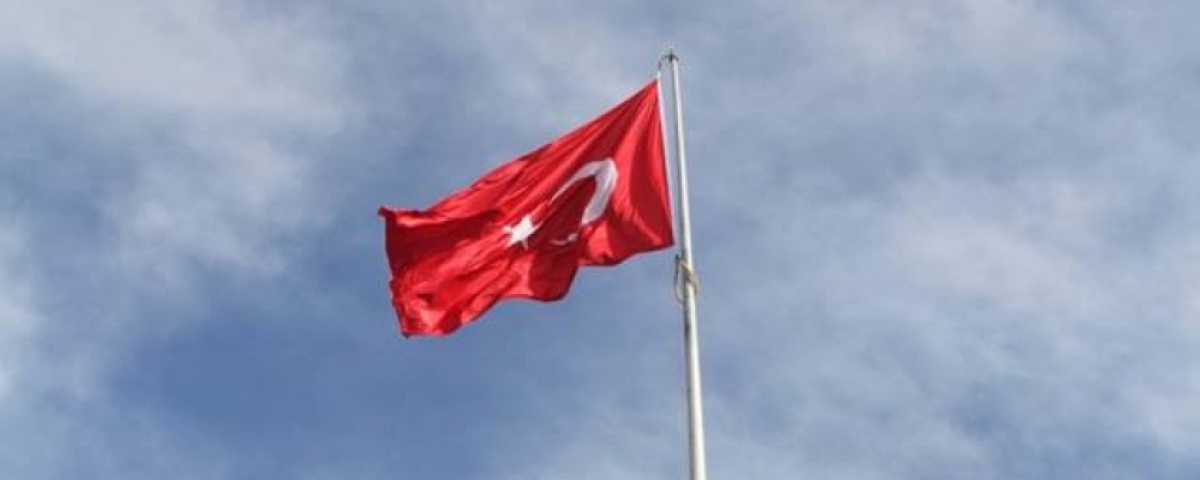 Yozgat'ta gençlerin bayrak hassasiyeti duygulandırdı!