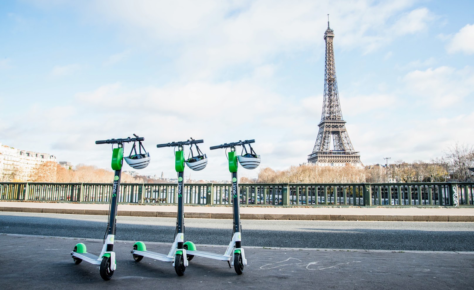 Paris scooter’ı yasakladı