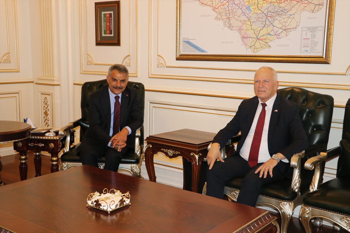 KKTC Cumhuriyet Meclisi Başkanı Zorlu Töre, Yozgat'ta ziyaretlerde bulundu