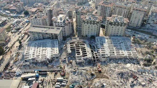 Hatay'da yıkılan Rönesans Sitesi'nin mühendislerinden biri tutuklandı