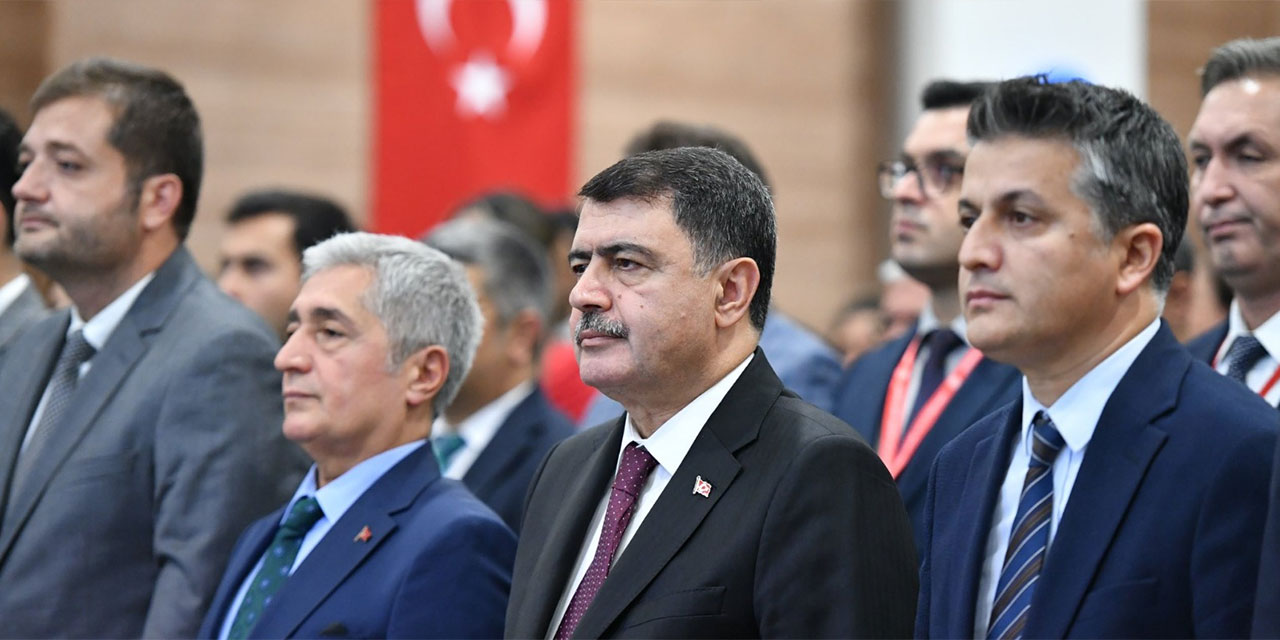 Ankara Valisi Şahin söyleşiye katıldı