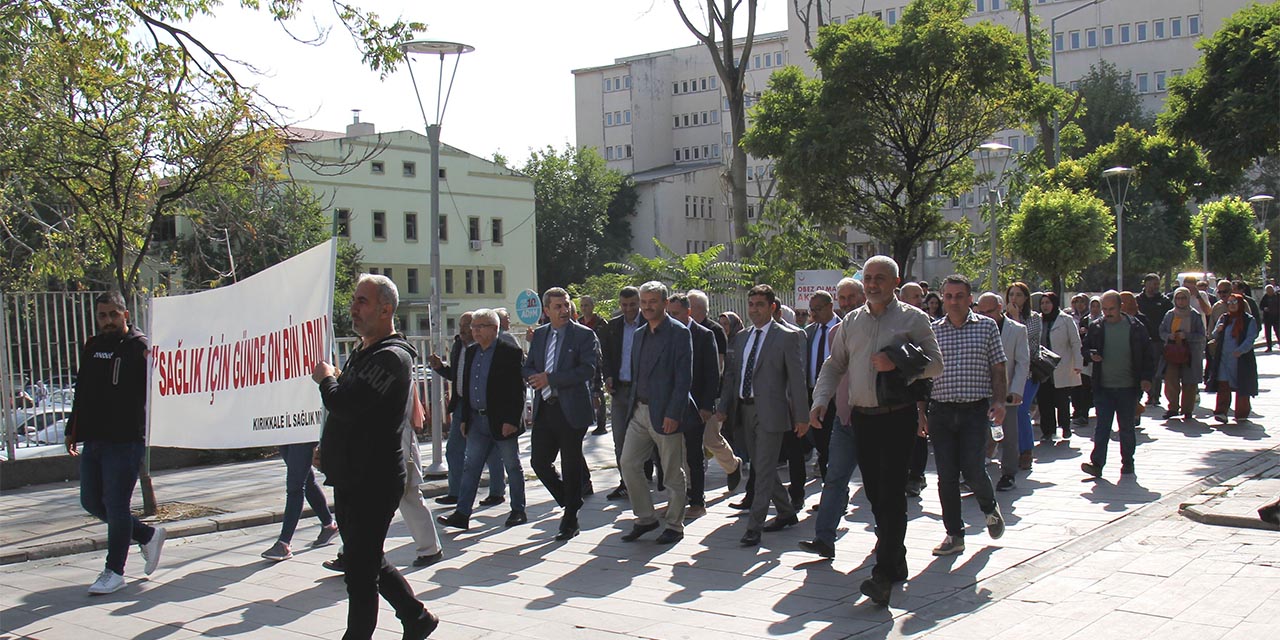 Kırıkkale İl Sağlık Müdürü Dr. Ağırtaş: "Günde en az 30 dakika fiziksel aktivite yapılmalıdır"