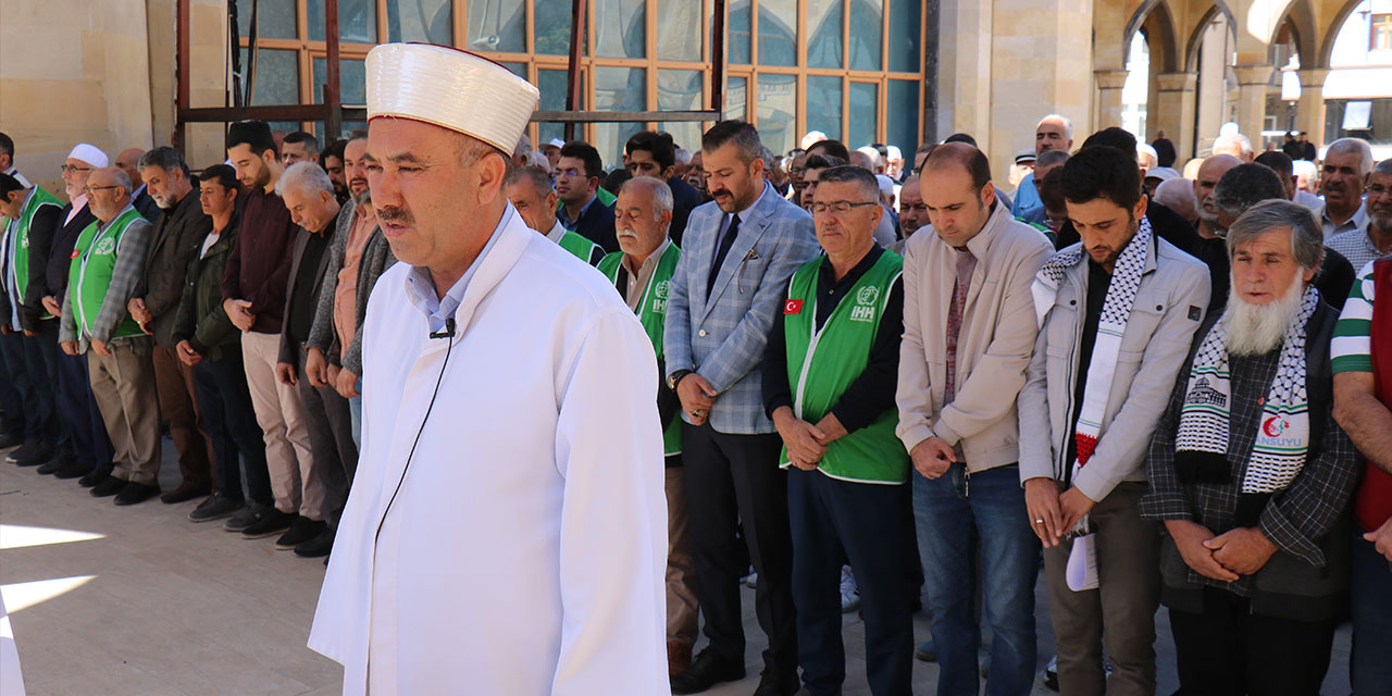 Kırşehir’de Filistiinliler için gıyabi cenaze namazı kılındı