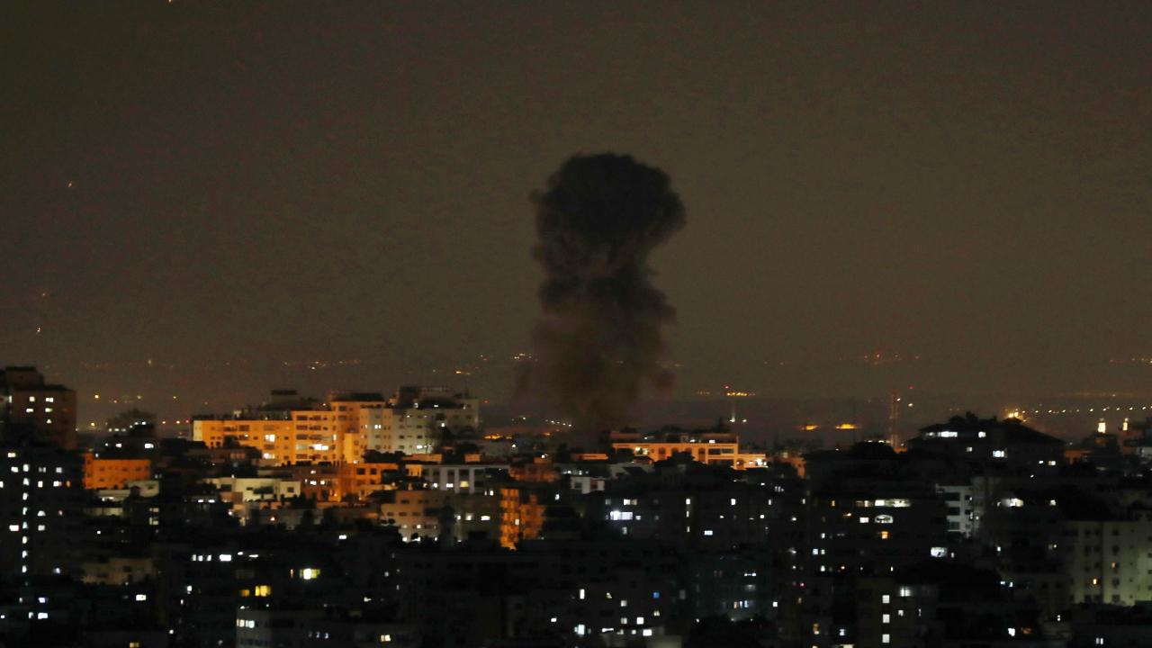 İsrail açıkladı: Suriye’den topraklarımıza 2 roket atıldı