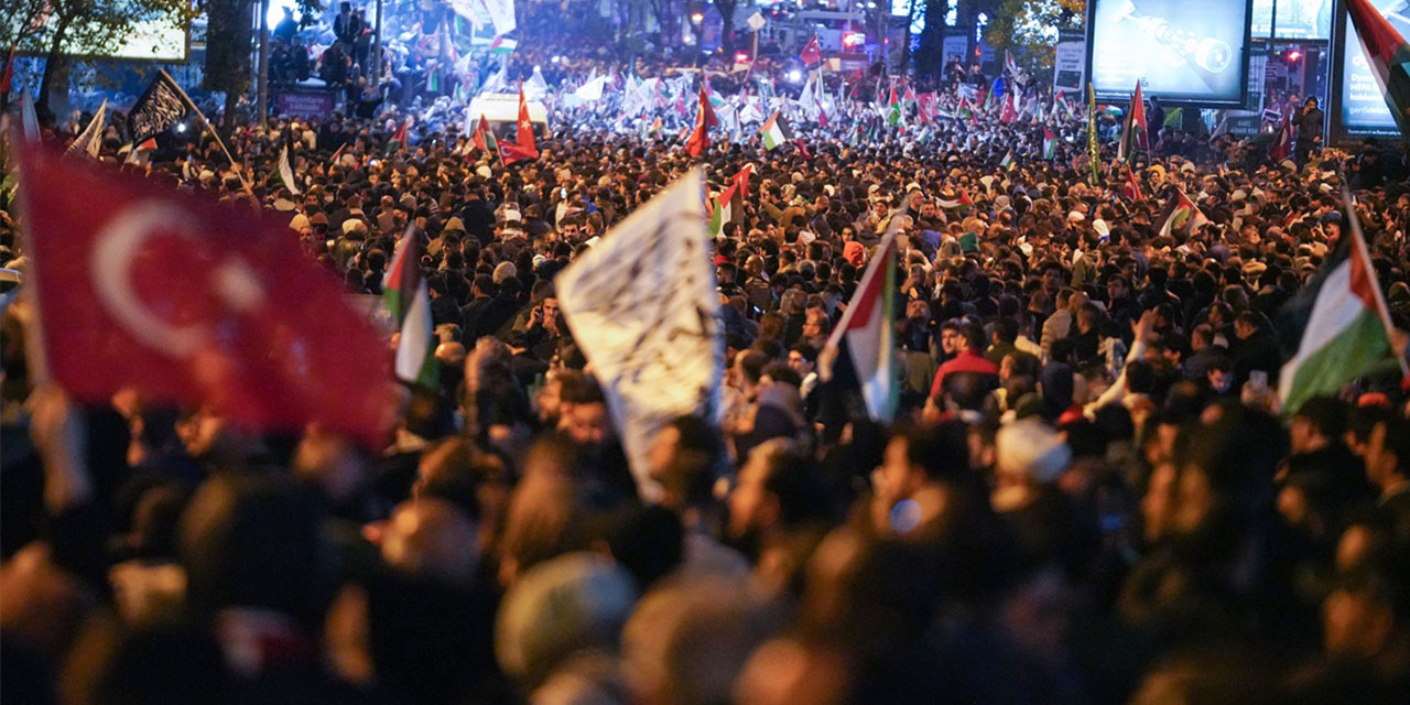 İstanbul'da gerçekleştirilen protestolarda ölü ve yaralılar var
