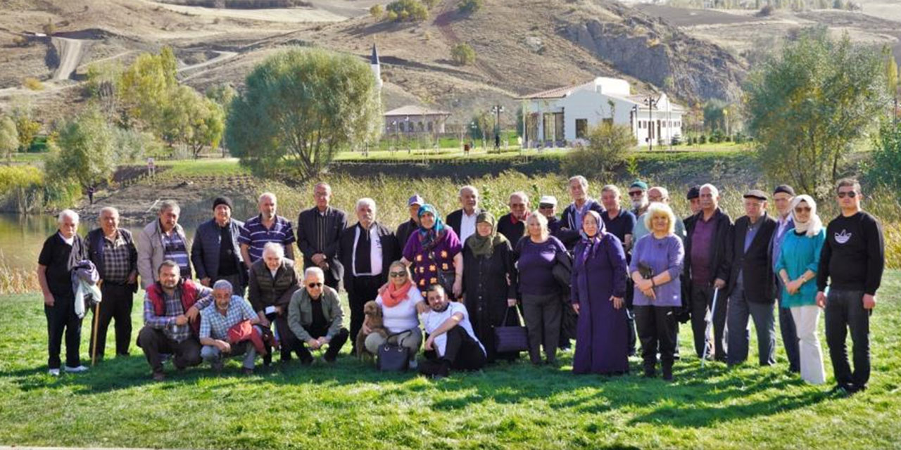 Keçiören Belediyesinden huzurevi sakinlerine piknik